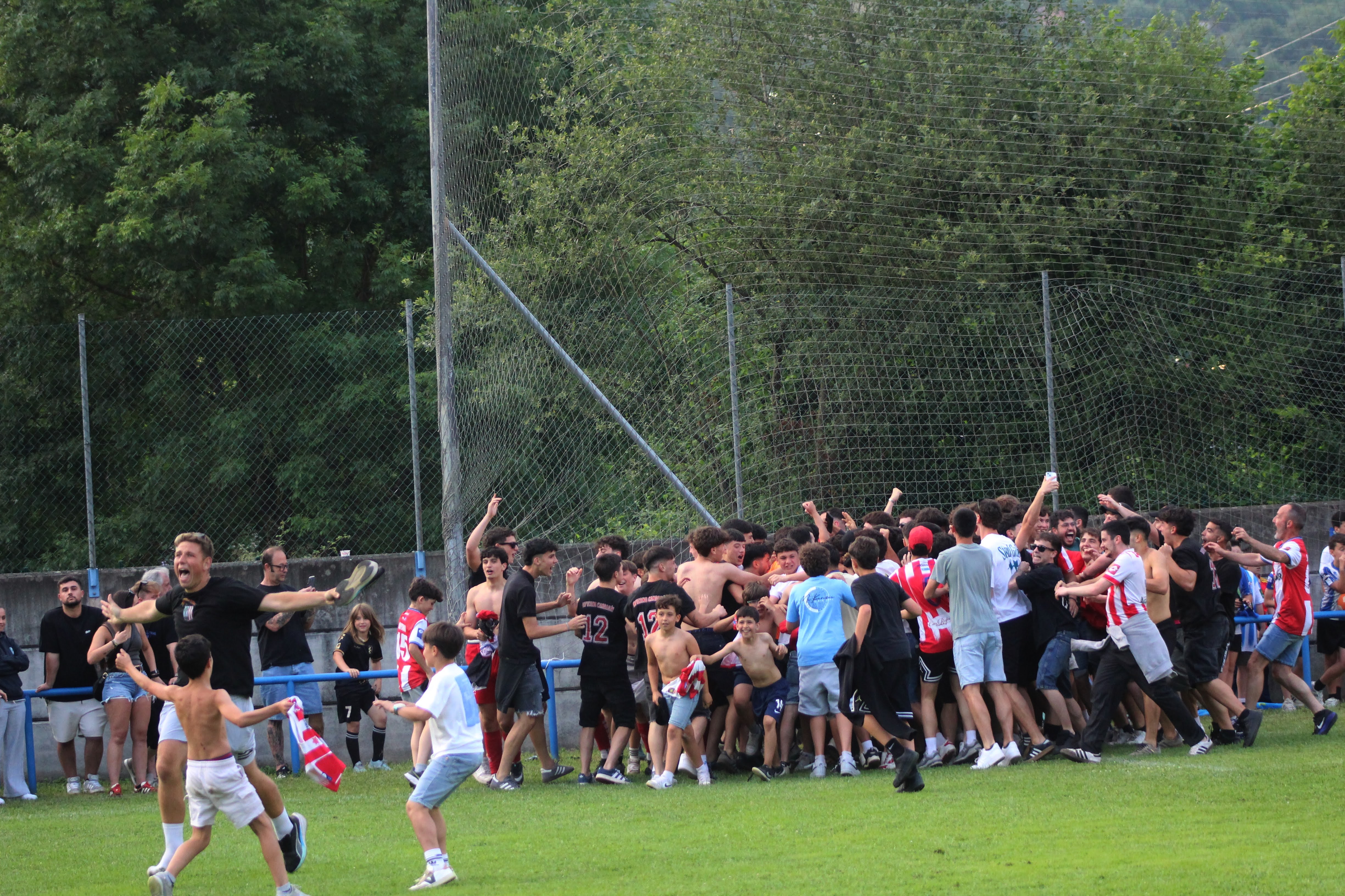 ¡Clasificados! La locura en Blimea